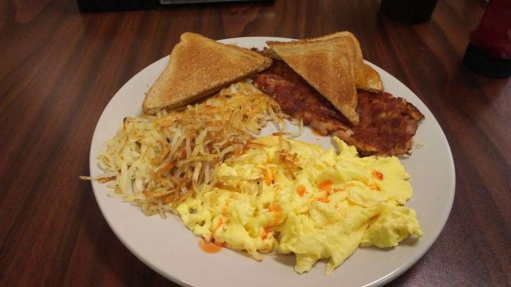 Eggs Over Farmhouse Kitchen | 5855 SE 5th St #5, Ocala, FL 34472, USA | Phone: (352) 351-3447