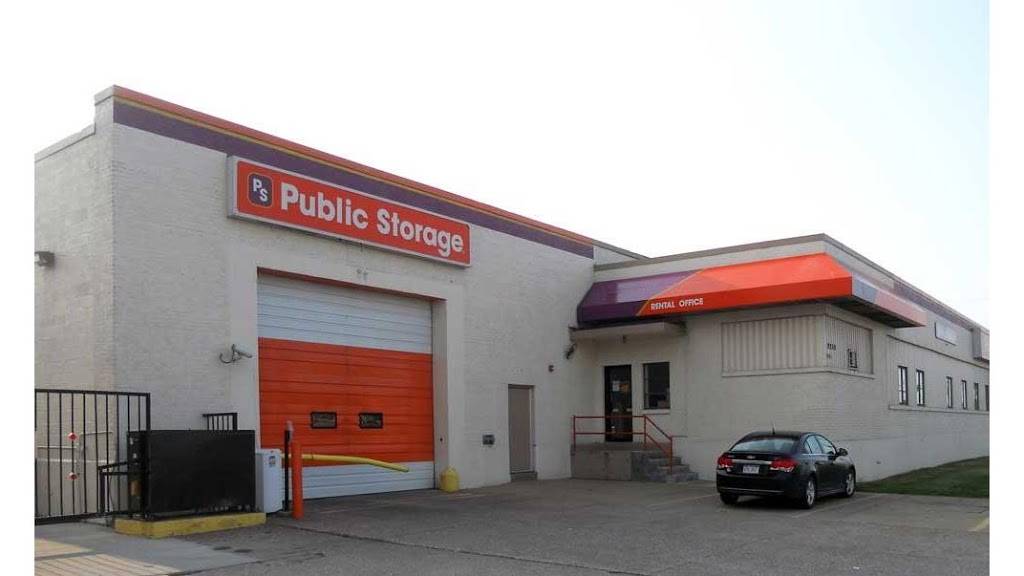 Public Storage | 2250 W 117th St, Cleveland, OH 44111, USA | Phone: (216) 706-9699