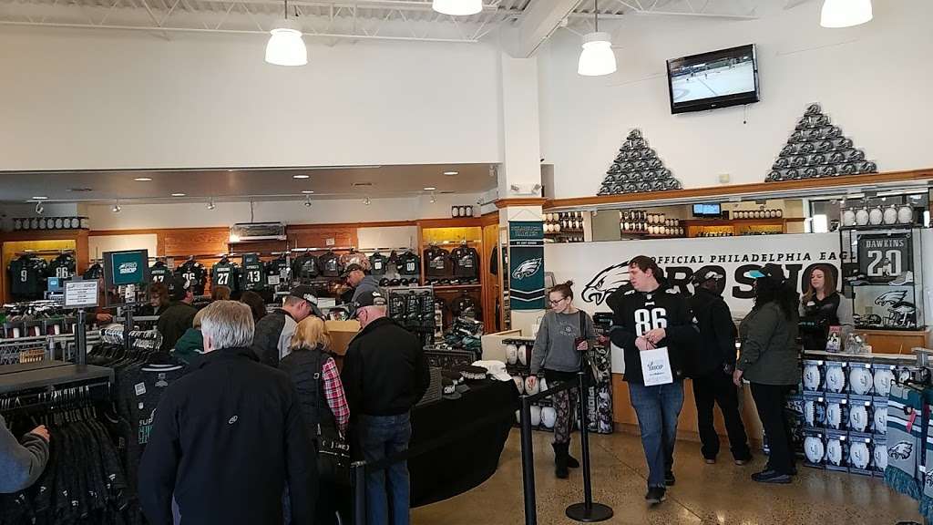 Eagles Pro Shop | 35 S Willowdale Dr #105, Lancaster, PA 17602, USA | Phone: (717) 299-0265