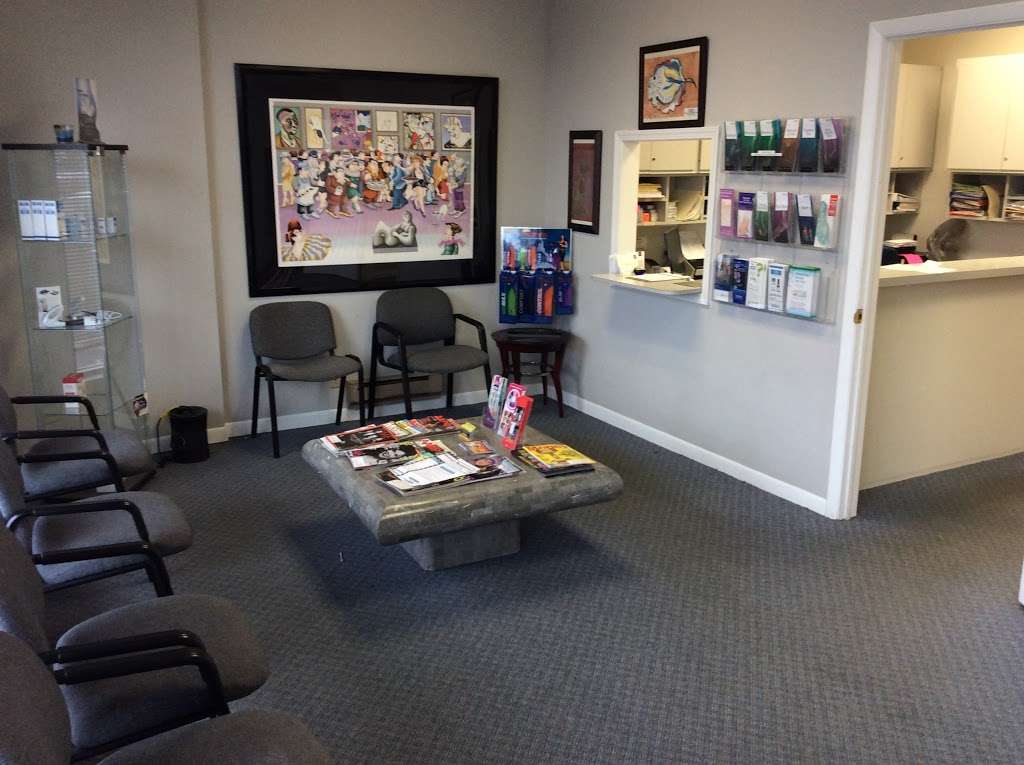 Dundee Foot & Ankle Center | 31 W Dundee Rd, Wheeling, IL 60090, USA | Phone: (847) 215-1525