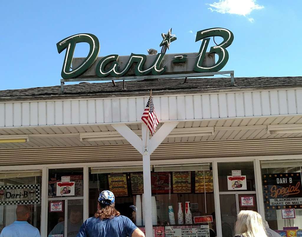 Dari B Drive In | 901 Isley Blvd, Excelsior Springs, MO 64024, USA | Phone: (816) 637-0454