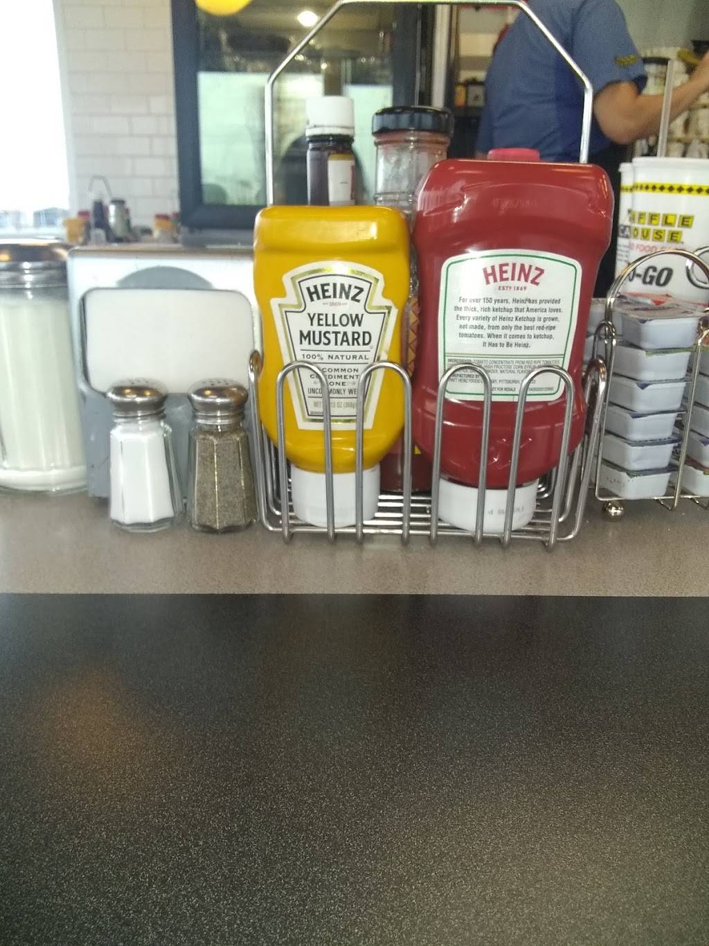 Waffle House | 6000 S Independence Ave, Oklahoma City, OK 73159, USA | Phone: (405) 308-7230