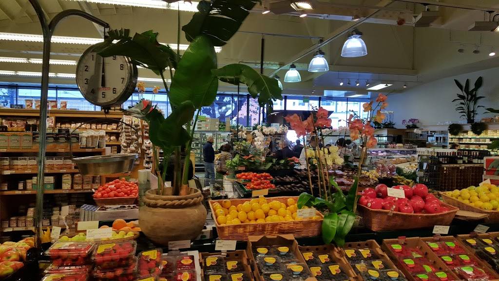 Bryans Grocery | 3445 California St, San Francisco, CA 94118, USA | Phone: (415) 752-0179