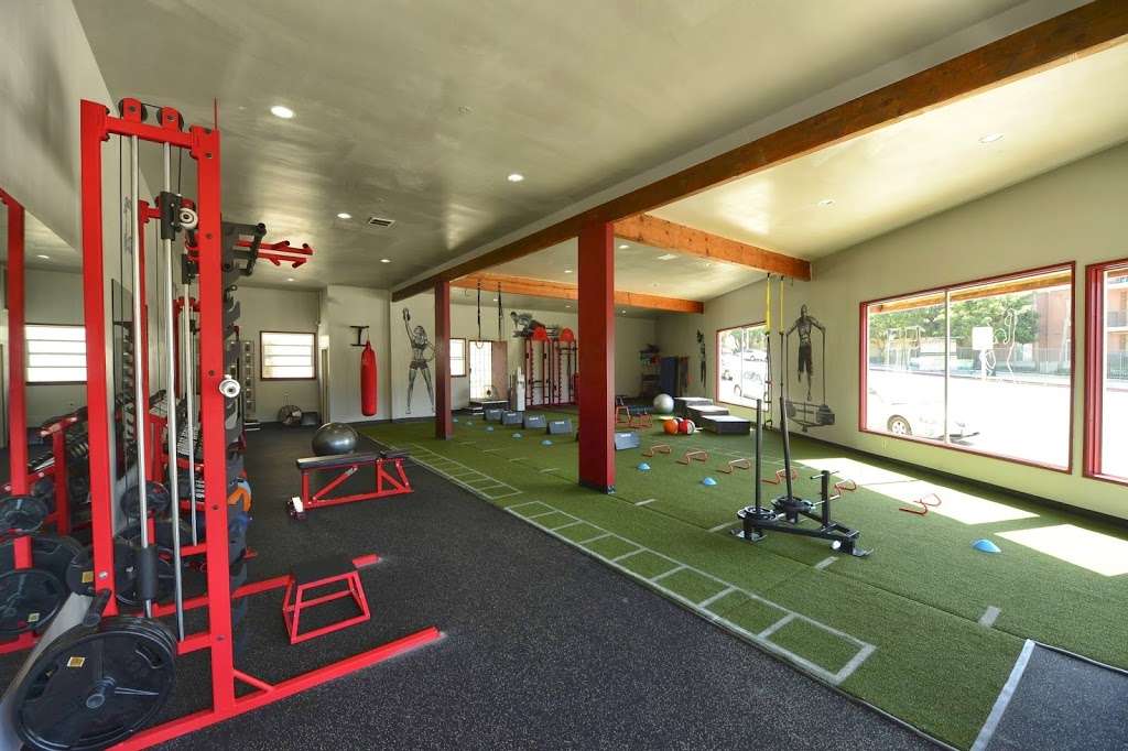 Real Fitness | 8367 W Manchester Ave, Playa Del Rey, CA 90293, USA | Phone: (888) 622-0008