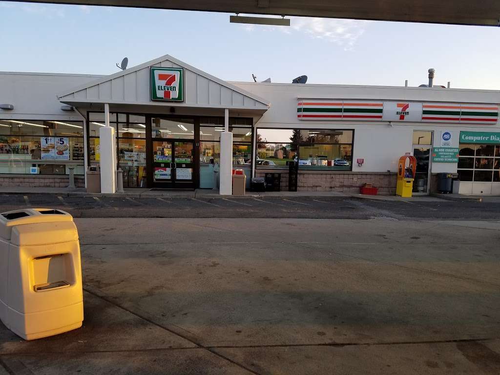 7-Eleven | 37 Laguardia Airport, Flushing, NY 11371, USA | Phone: (718) 803-1418