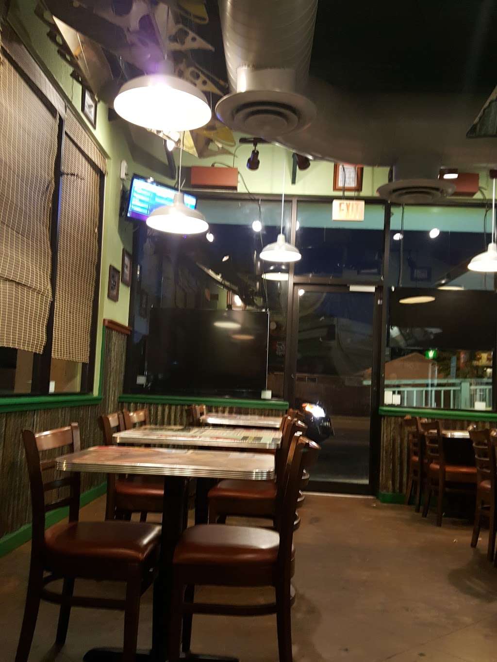 Wingstop | 5621 Beechnut St A, Houston, TX 77096, USA | Phone: (713) 777-9464