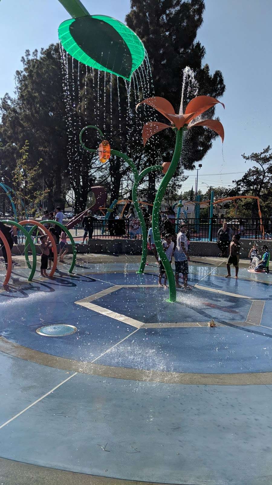 Ponderosa Park Water Play Zone | Un Named Rd, Anaheim, CA 92802, USA