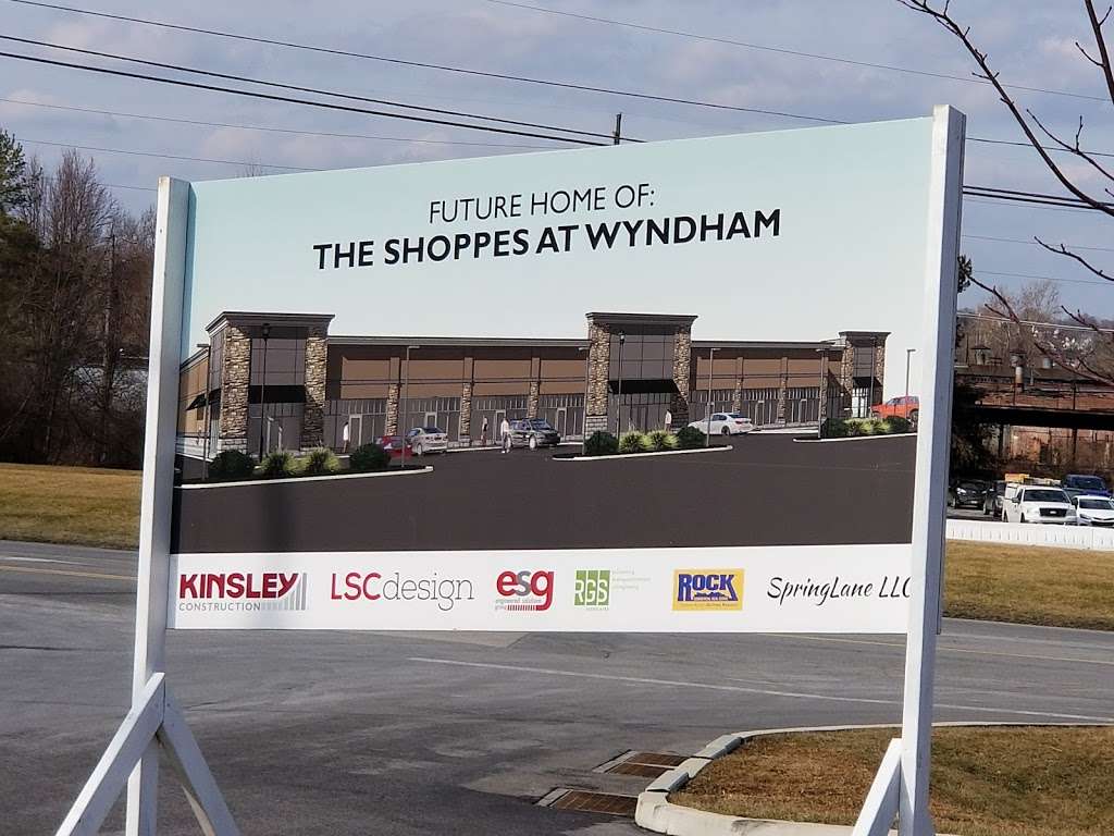 The Shoppes At Wyndham | 924-948 S Richland Ave, York, PA 17403, USA