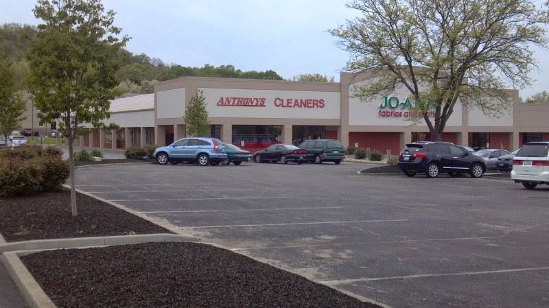 Anthonys Cleaners | 10400 Reading Rd #130, Cincinnati, OH 45241, USA | Phone: (513) 563-6125