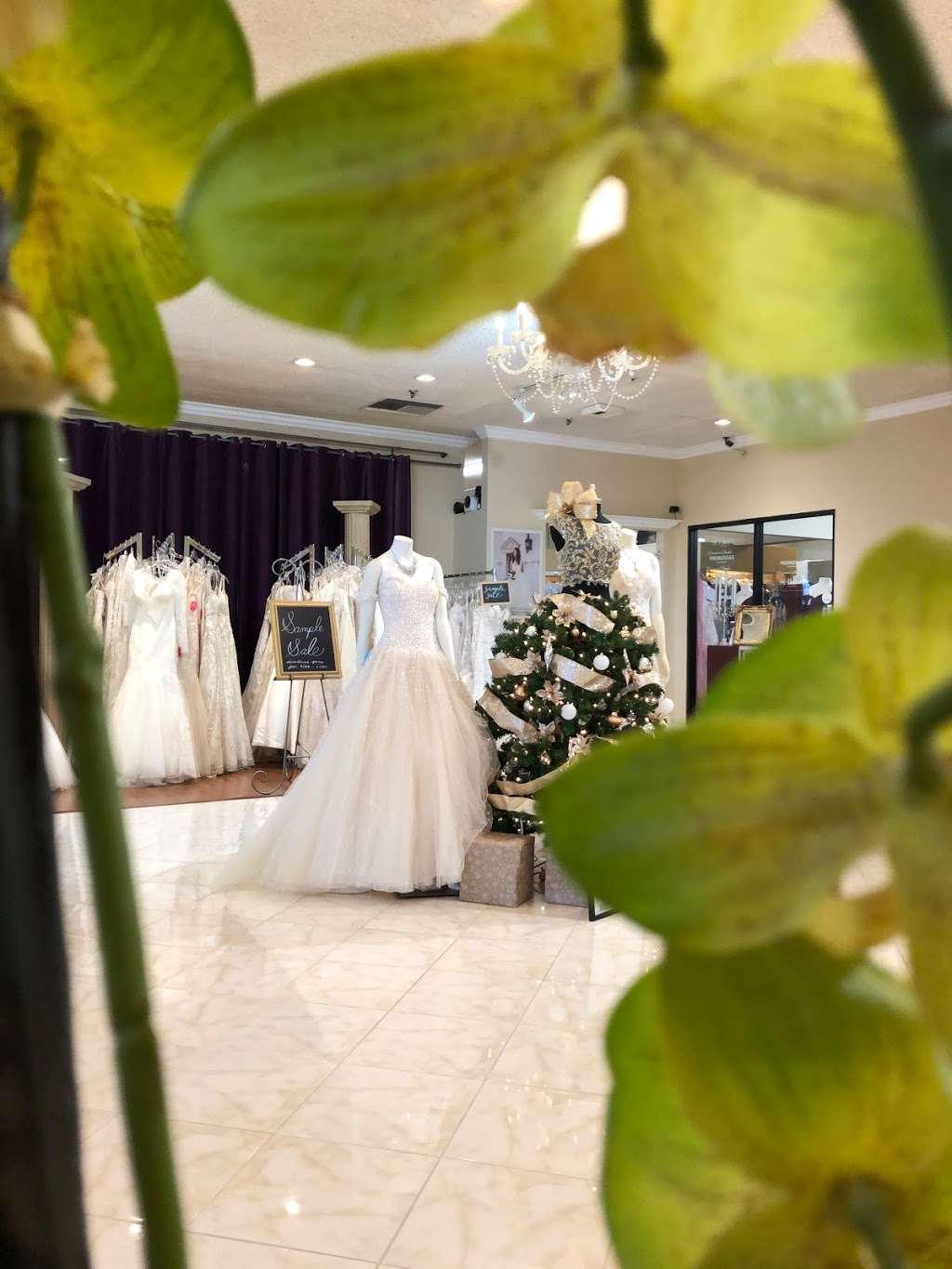 Bridal & Veil | 1233 Camino del Rio S, San Diego, CA 92108, USA | Phone: (619) 295-1588