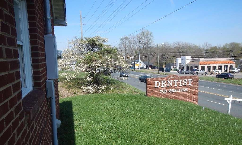 MP Dental Associates | 7806 Centreville Rd, Manassas, VA 20111, USA | Phone: (703) 368-1166