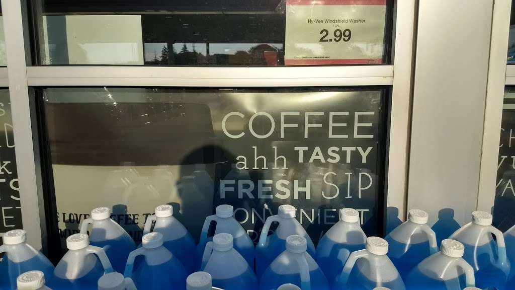 Hy-vee Gas Sation | Sycamore, IL 60178, USA | Phone: (815) 756-2363