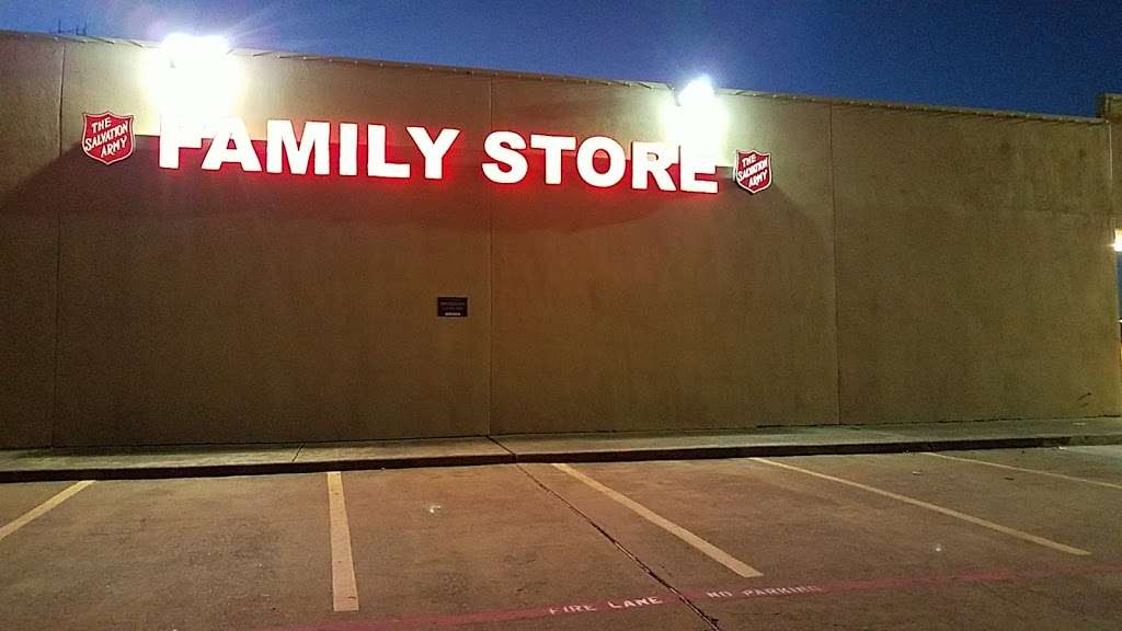 The Salvation Army Family Store & Donation Center | 1418 W Buckingham Rd, Garland, TX 75040, USA | Phone: (972) 487-0271
