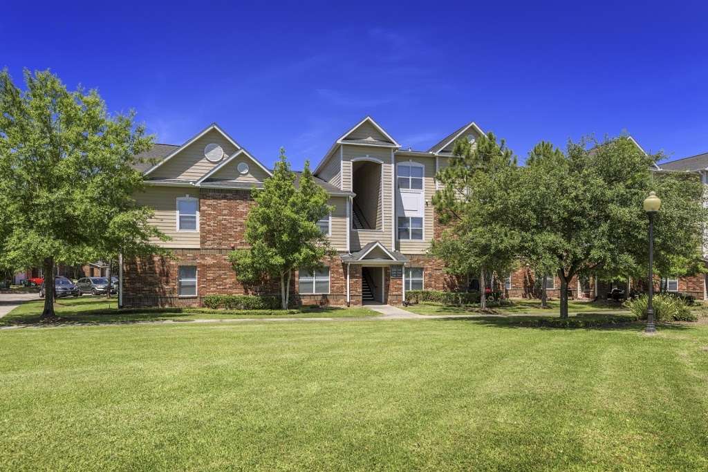 Carrington Place Apartments | 12700 FM 1960, Houston, TX 77065, USA | Phone: (281) 894-9600