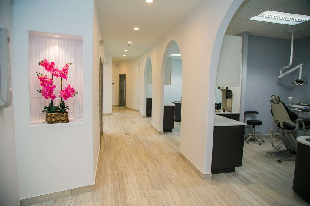 Ideal Smile Dental | 3200 Bristol Rd, Bensalem, PA 19020, USA | Phone: (215) 859-5555