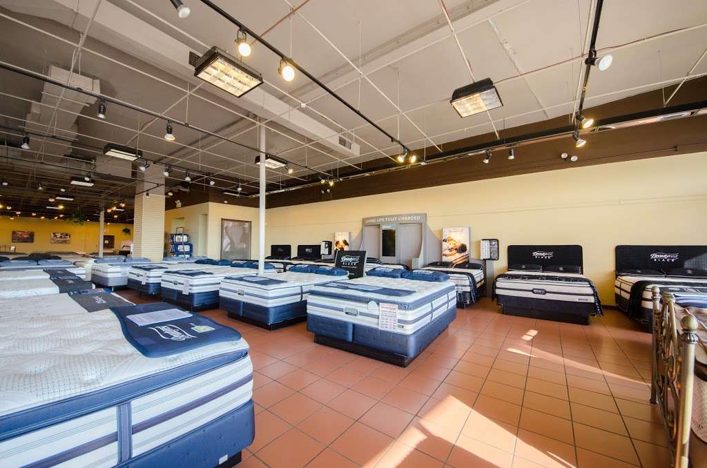 The Mattress Factory | 730 Baltimore Pike, Springfield, PA 19064, USA | Phone: (610) 544-1600