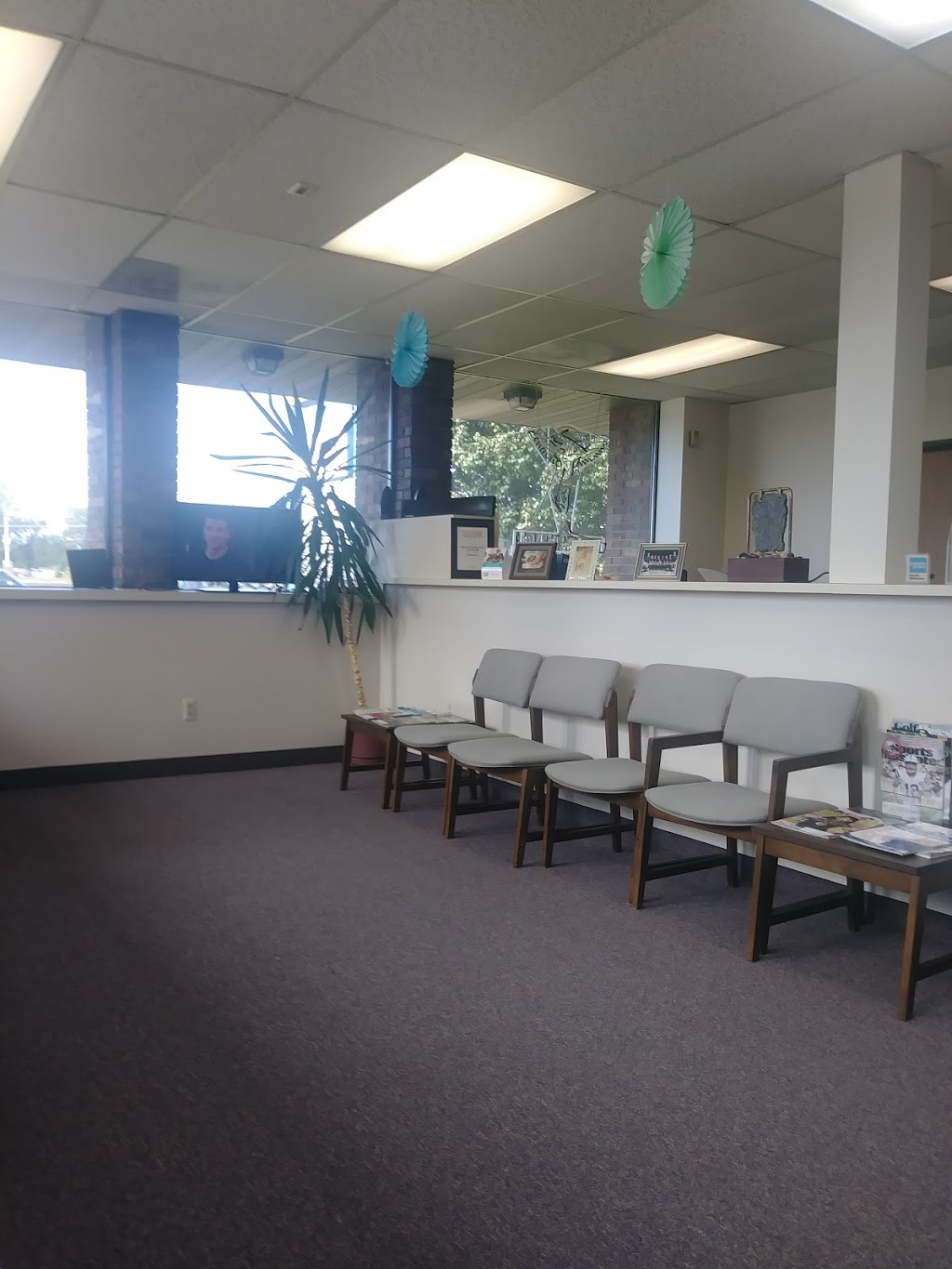 Parkway Chiropractic Center | 36880 Groesbeck Hwy, Clinton Twp, MI 48035, USA | Phone: (586) 791-1800