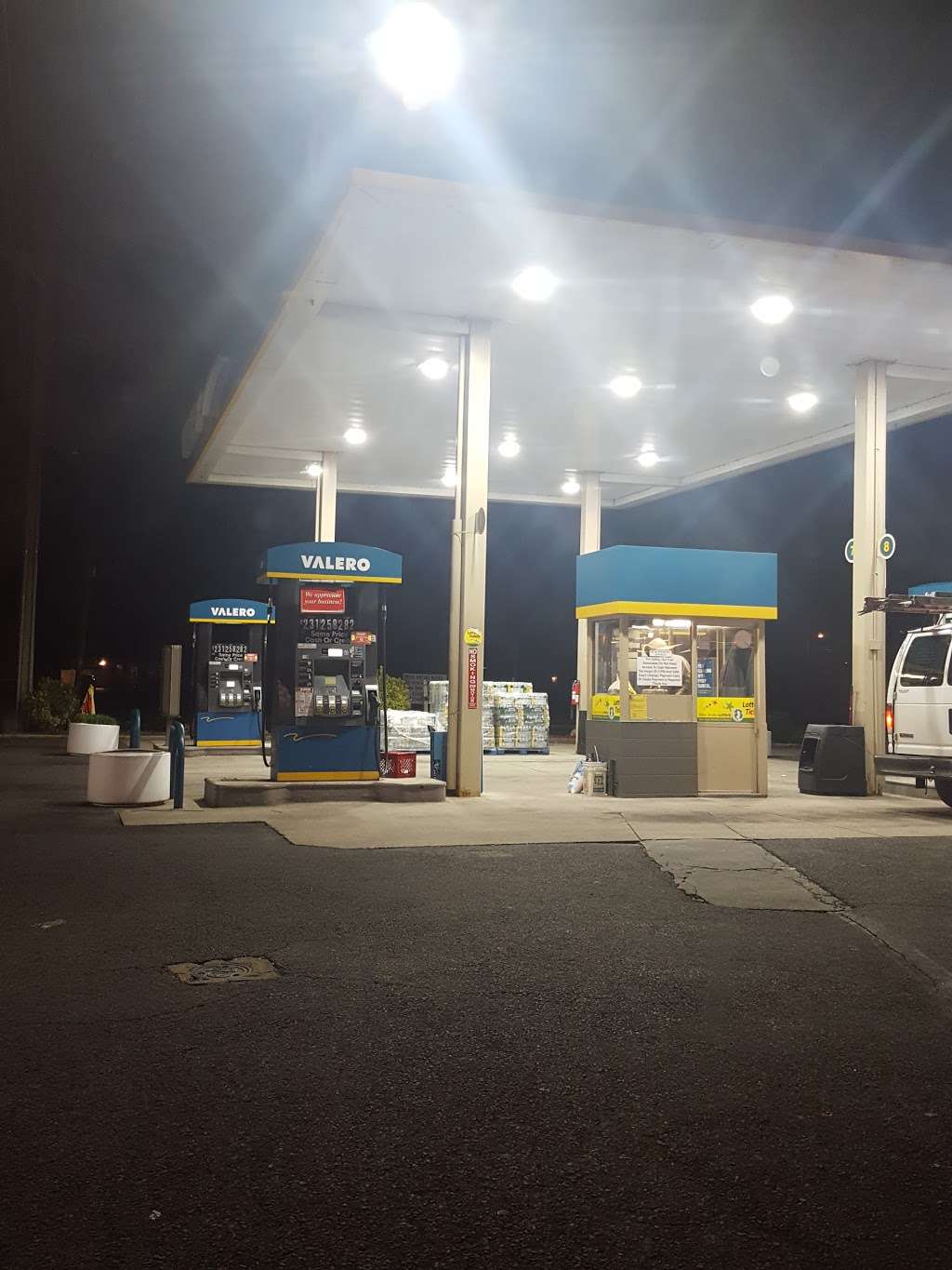 Valero | 1803 S Delaware St, Paulsboro, NJ 08066, USA | Phone: (856) 423-0780