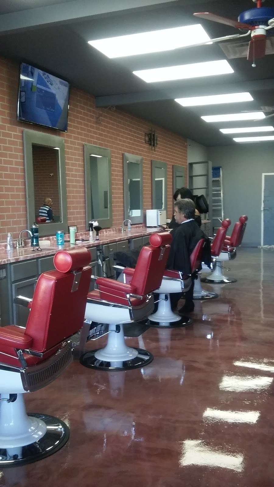 Club Barbers | 540 Workman Mill Rd, La Puente, CA 91746, USA | Phone: (626) 330-9191