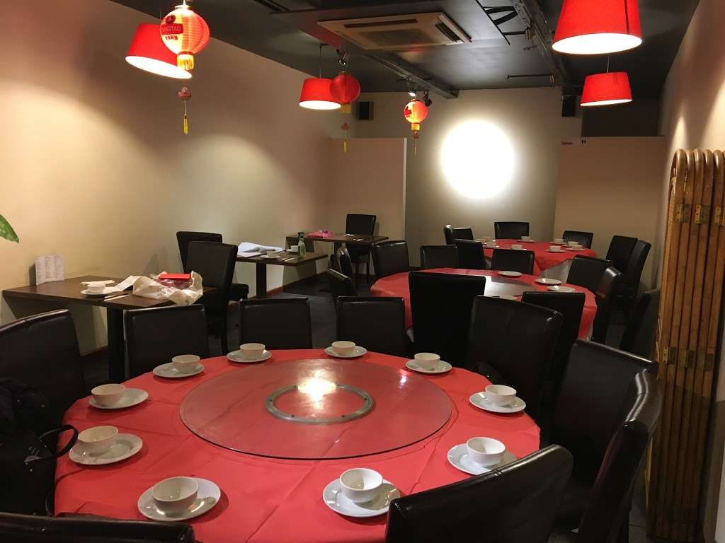 Ma Po | 176 Lower Rd, London SE16 2UN, UK | Phone: 020 7231 0623