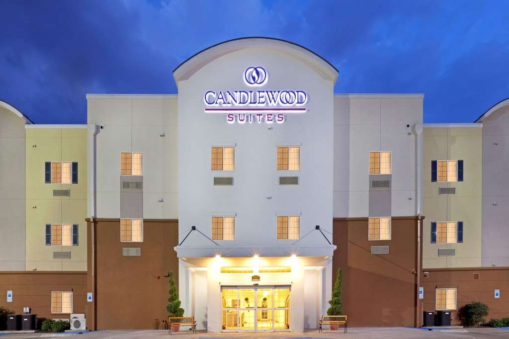 Candlewood Suites Houston North I45 | 16027 North Fwy, Houston, TX 77090, USA | Phone: (281) 318-6555