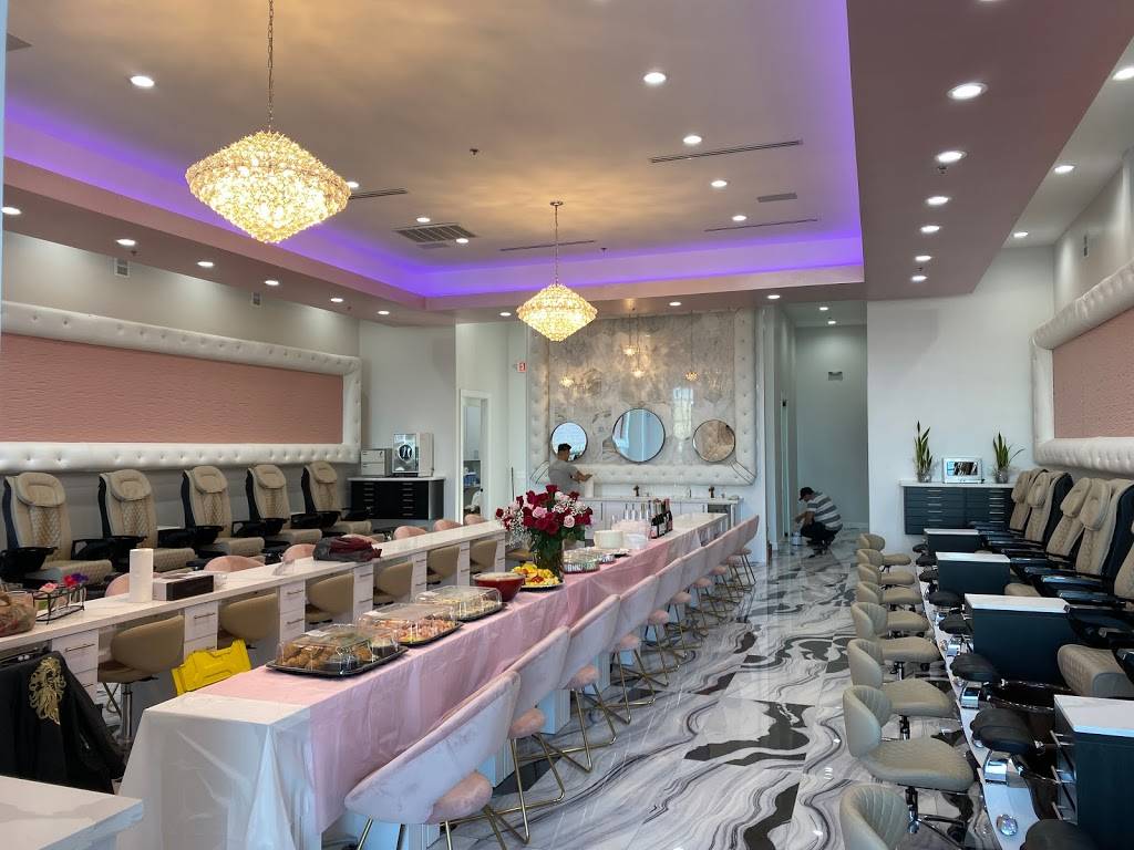 Blush Me Beauty Bar | 9290 East Vía de Ventura Suite #103, Scottsdale, AZ 85258, USA | Phone: (480) 291-5440