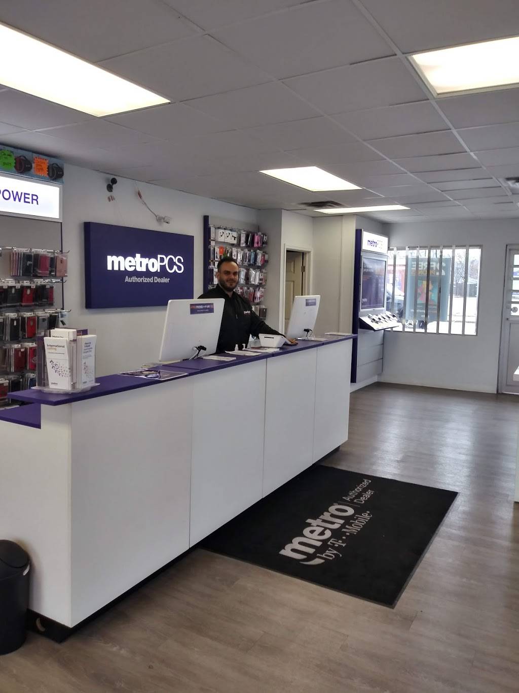 MetroPCS | 1408 W Broad St, Columbus, OH 43222, USA | Phone: (614) 502-0084