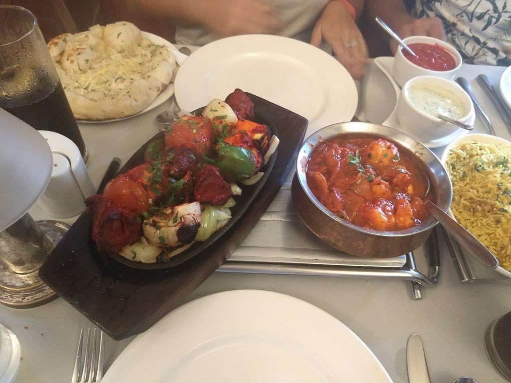 Jalsa Ghar Indian Restaurant | 79 Stortford Rd, Great Dunmow, Dunmow CM6 1DL, UK | Phone: 01371 873330