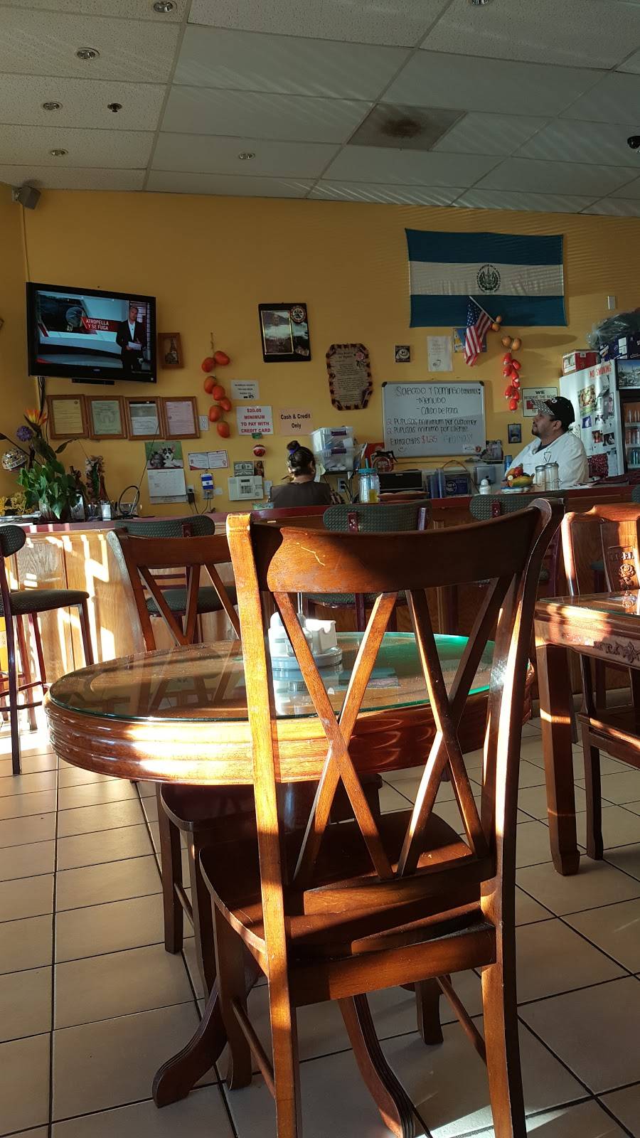 San Vicente Restaurant | 1258 Davis St, San Leandro, CA 94577, USA | Phone: (510) 568-3725