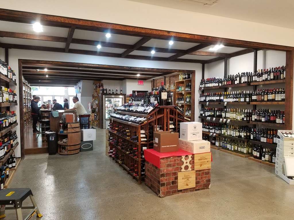 B&S WINE AND SPIRITS | 152 Wyckoff Ave, Brooklyn, NY 11237, USA | Phone: (718) 366-0090