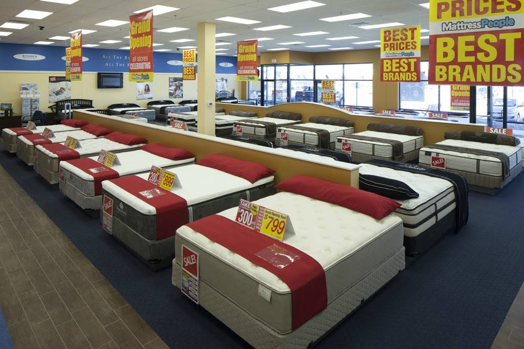 Mattress Firm Clearance Supercenter | 3825 Denmark Dr Suite 500, Council Bluffs, IA 51501, USA | Phone: (712) 256-5966