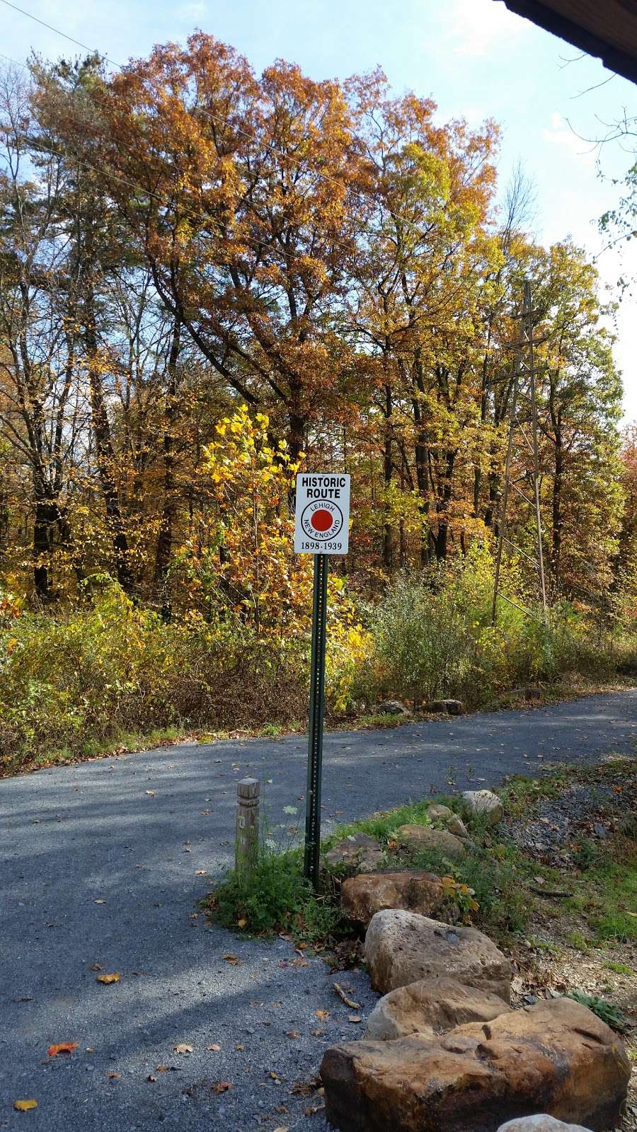 Bushkill Township Trail | 301-, 357 E Moorestown Rd, Wind Gap, PA 18091, USA