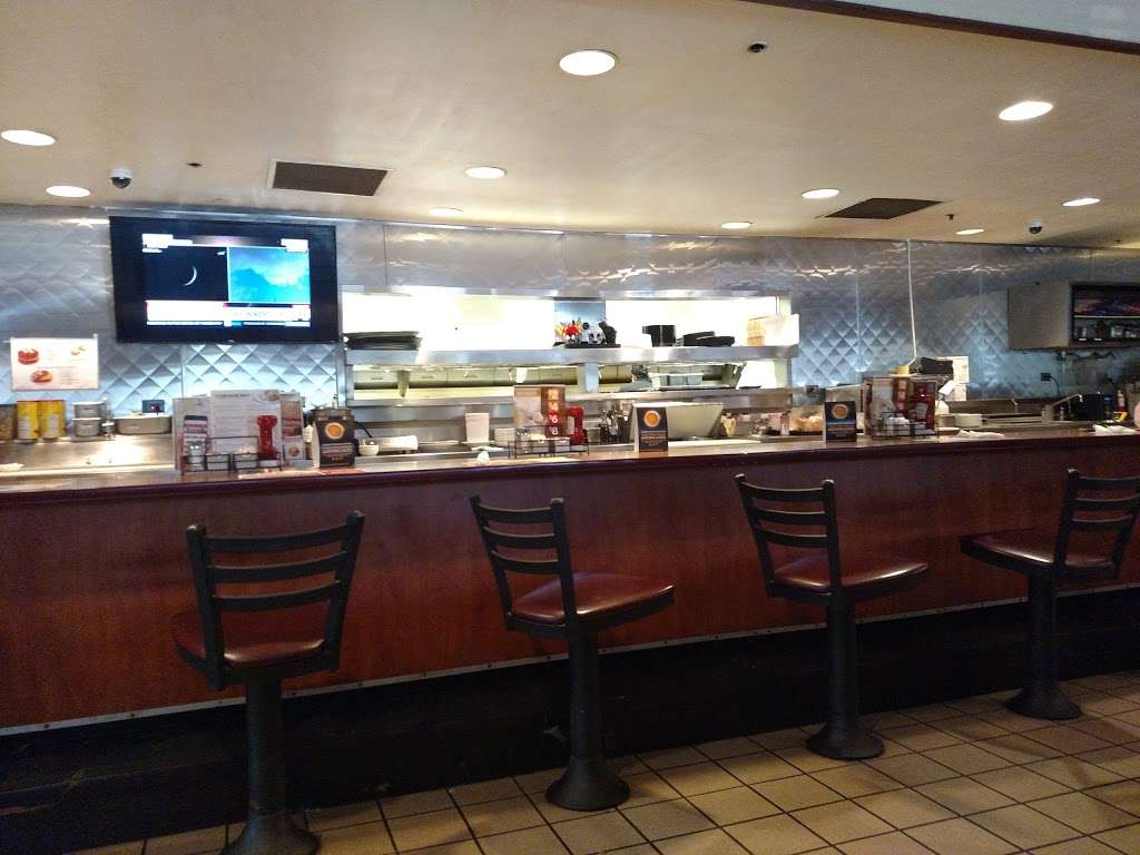 Dennys | 1 Center Dr, North East, MD 21901, USA | Phone: (410) 287-5545