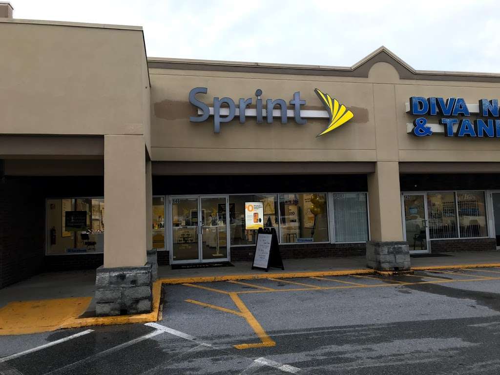 Sprint Store | Town Plaza, 146 Patrick Henry Way Unit 3, Charles Town, WV 25414, USA | Phone: (304) 202-4219