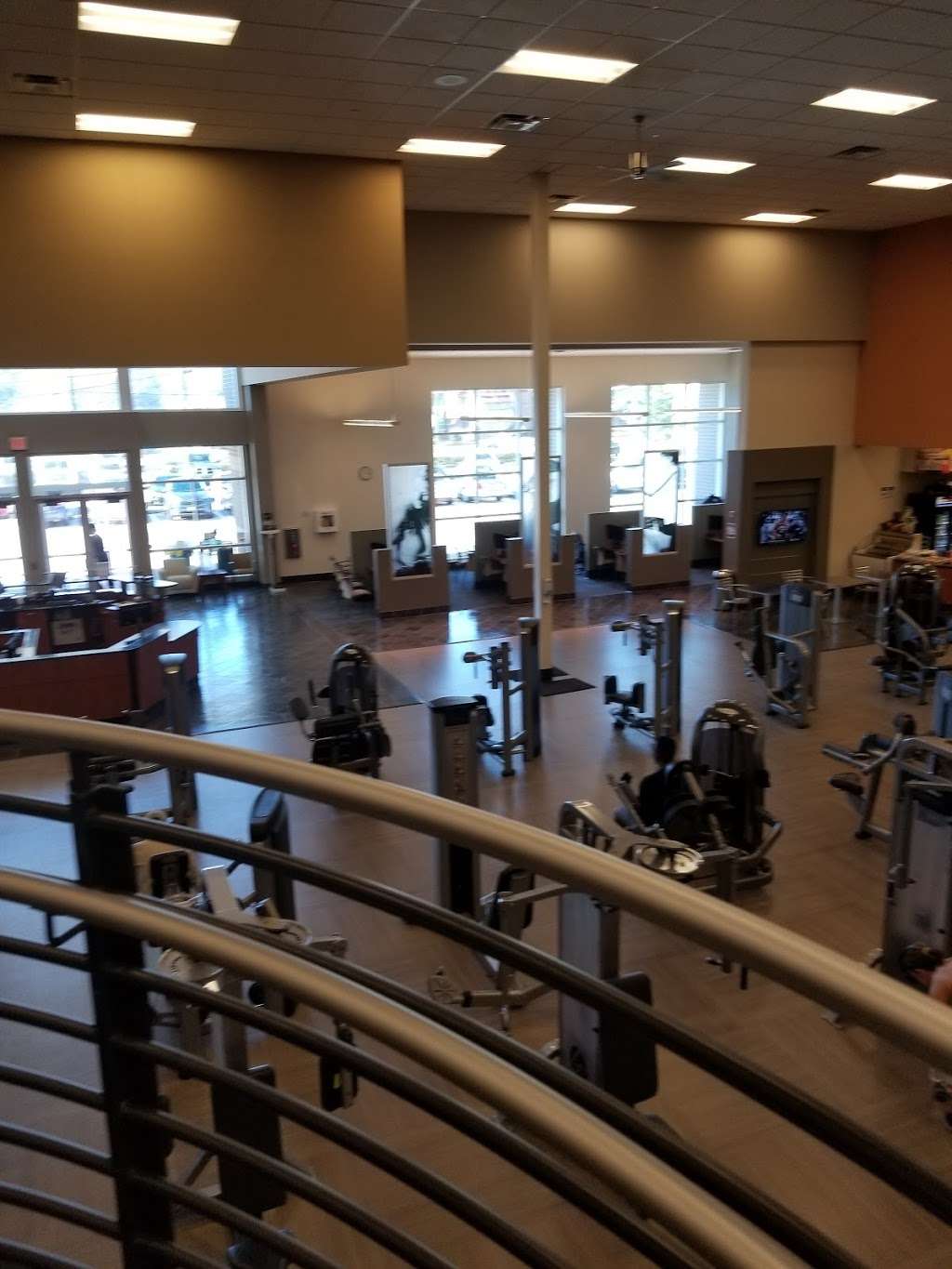 Body Evolution Fitness Center | 12155 Shadow Creek Pkwy #111, Pearland, TX 77584, USA | Phone: (713) 340-0001