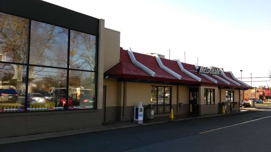 McDonalds | 6896 Hamilton Blvd, Trexlertown, PA 18087, USA | Phone: (610) 398-2218