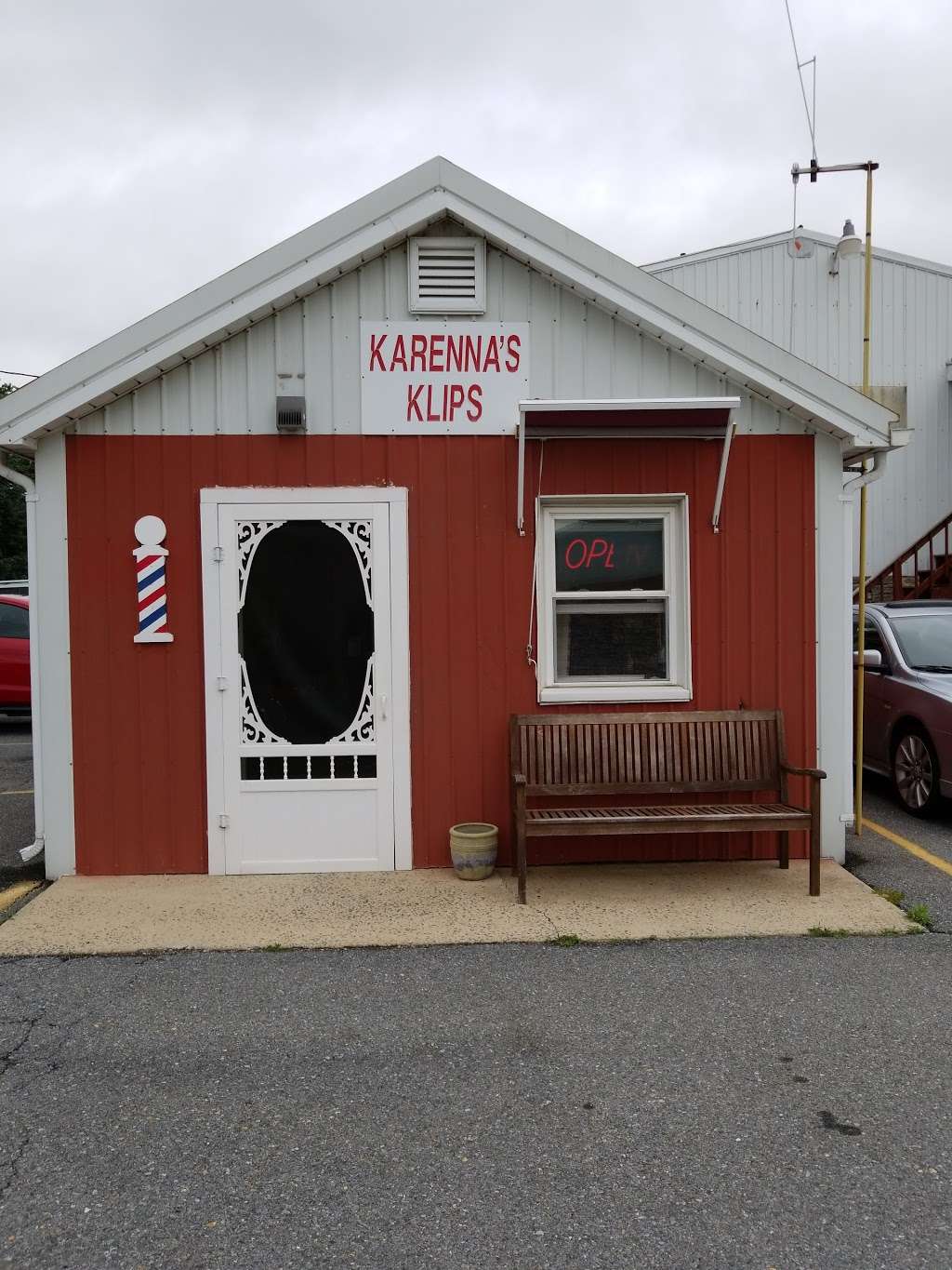 Karennas Klips | 4014 Mountville Rd, Jefferson, MD 21755, USA | Phone: (301) 473-5033