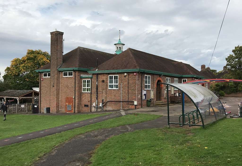 Grasvenor Avenue Infant School | Grasvenor Ave, Barnet EN5 2BY, UK | Phone: 020 8449 6053