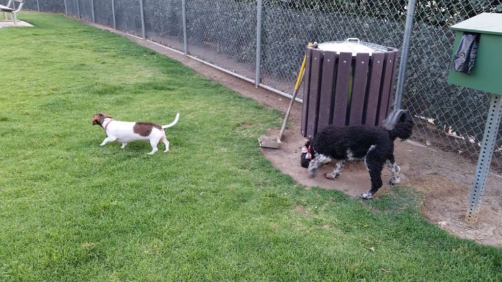 Simi Dog Park | Simi Valley, CA 93065, USA | Phone: (805) 584-4444