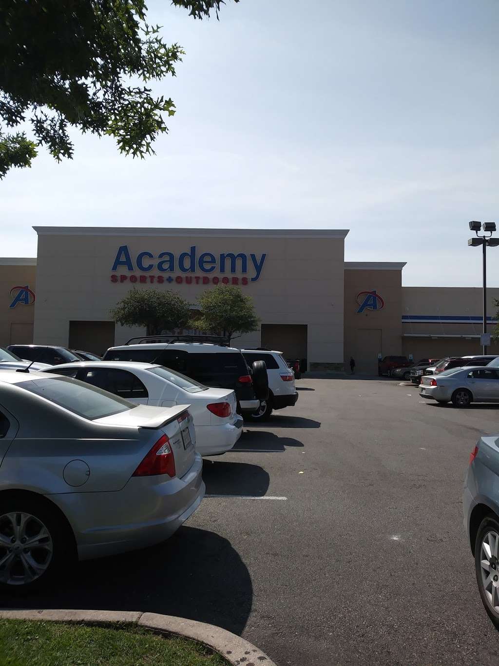 Academy Sports + Outdoors | 7523 Northwest Loop 410, San Antonio, TX 78245, USA | Phone: (210) 257-4850