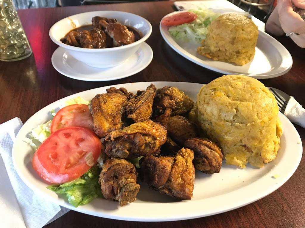 La Casa Del Mofongo | 421 W Bristol St, Philadelphia, PA 19140, USA | Phone: (267) 559-0035