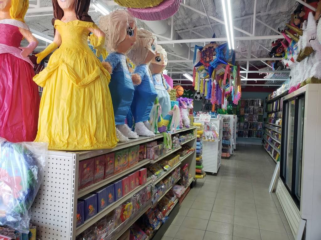 LeeL Pinatas, Party Supplies and Rental | 1205 E Irving Blvd, Irving, TX 75060, USA | Phone: (972) 870-1367