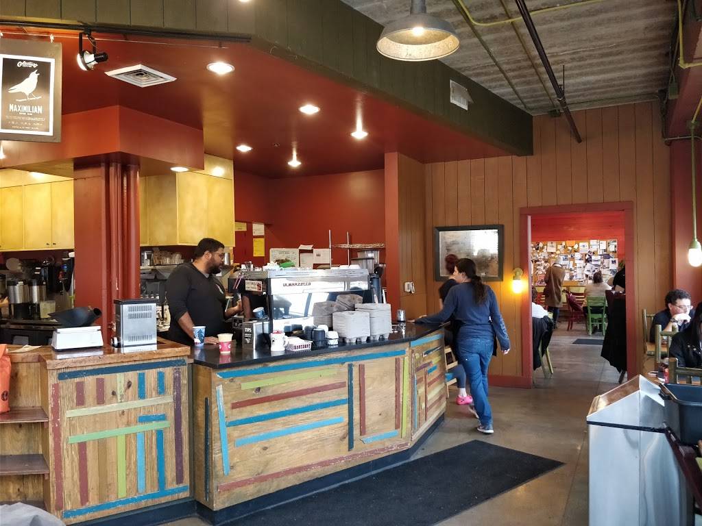 Colectivo Coffee - Wauwatosa (Swan Blvd) | 9125 W North Ave, Wauwatosa, WI 53226, USA | Phone: (414) 259-7948