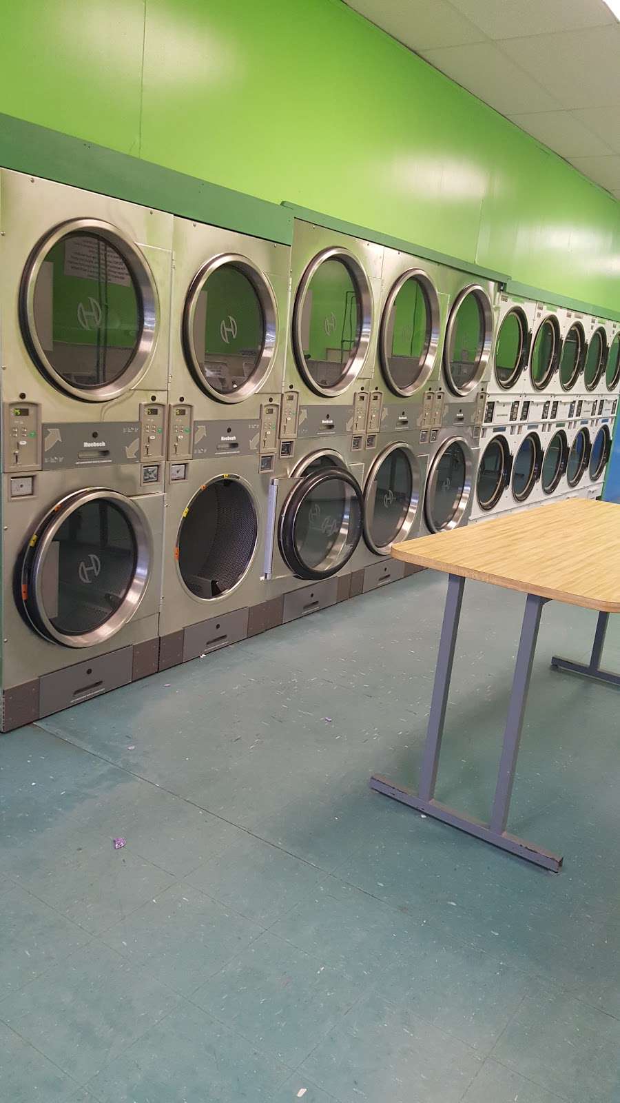 Blakeslee Laundromat | 248 PA-940, Blakeslee, PA 18610, USA | Phone: (570) 646-4223