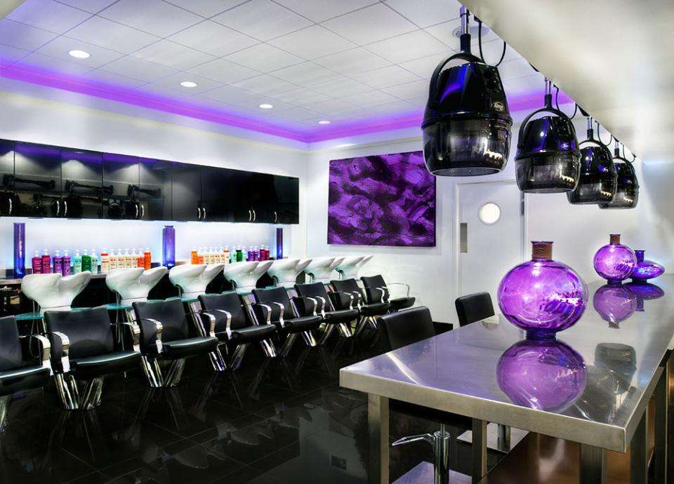 Salon Glo | 23961 Newhall Ranch Rd, Valencia, CA 91355, USA | Phone: (661) 799-9300