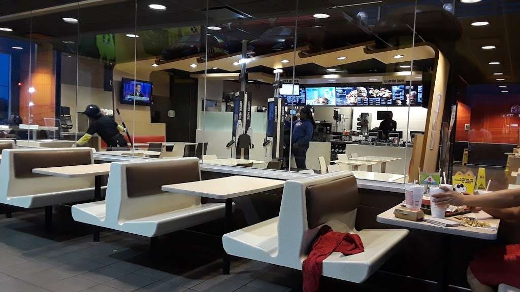 McDonalds | 833 S Main St, Belle Glade, FL 33430, USA | Phone: (561) 996-7122