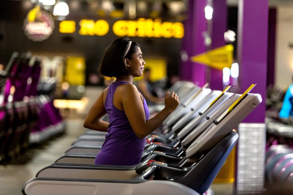 Planet Fitness | 520 S Cherokee Ln, Lodi, CA 95240, USA | Phone: (209) 334-2001