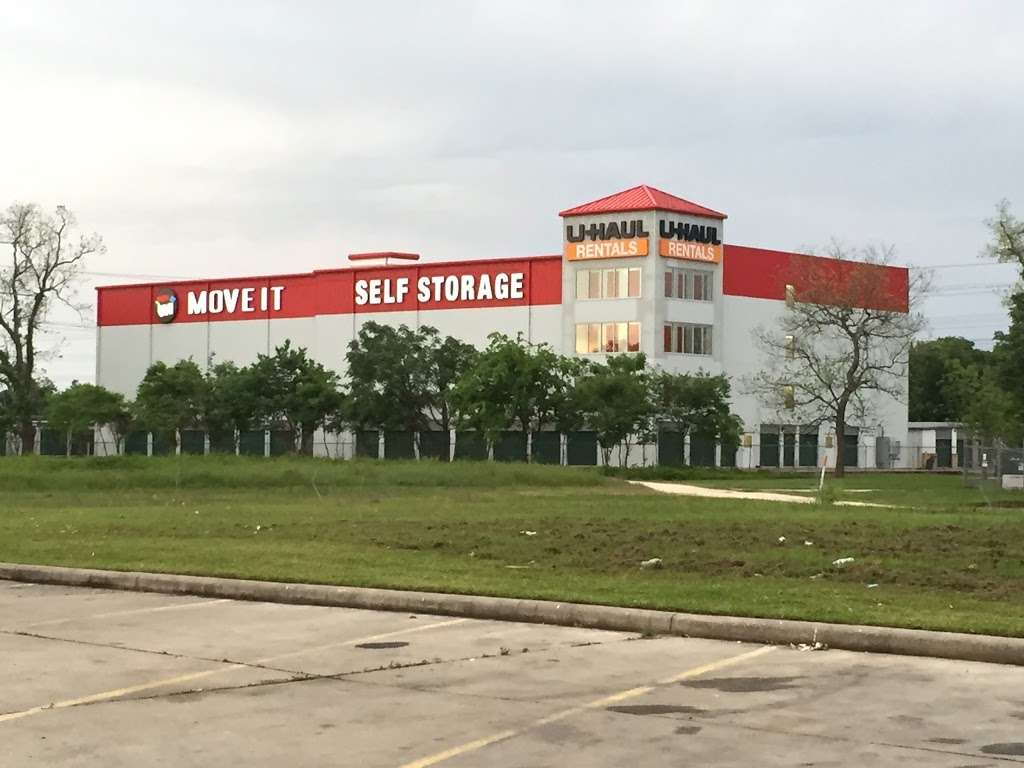 Move It Self Storage - Sugar Land / Greatwood | 1728 Crabb River Rd, Richmond, TX 77469, USA | Phone: (281) 545-8301