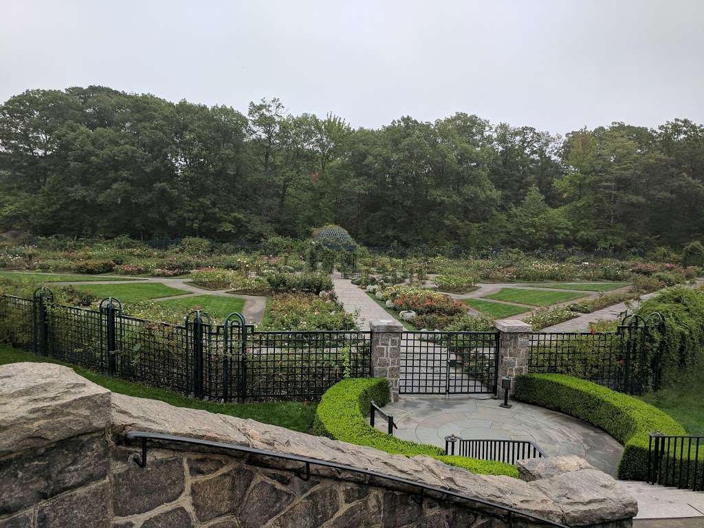 Rockefeller Rose Garden | Bronx River Pkwy, Bronx, NY 10467, USA | Phone: (718) 817-8700