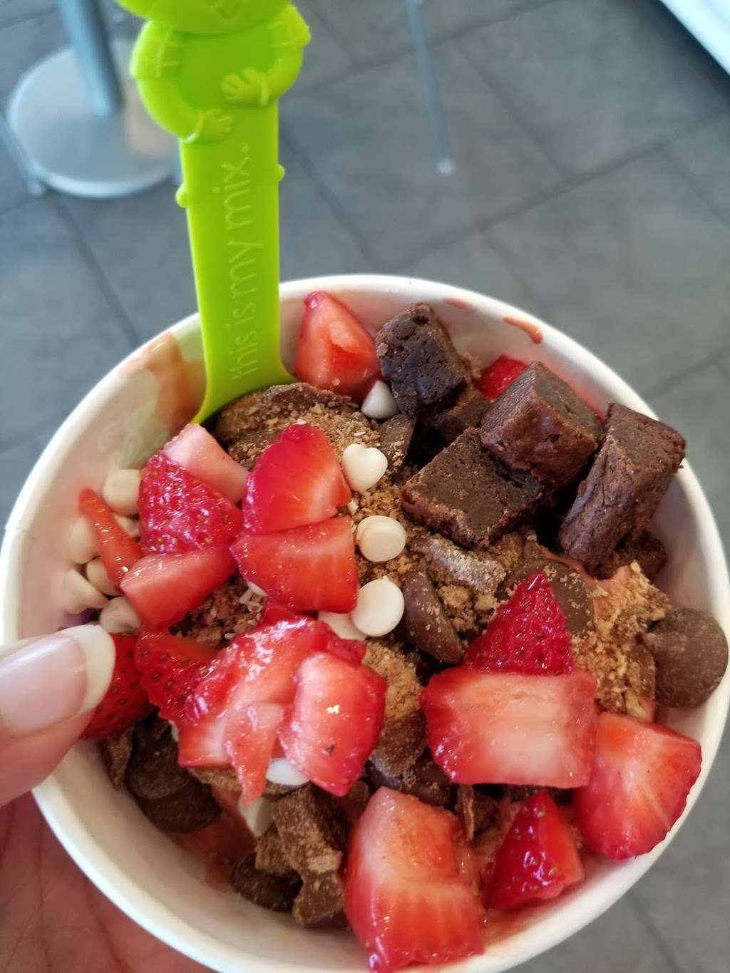 Menchies Frozen Yogurt | 1802 NW Chipman Rd, Lees Summit, MO 64081, USA | Phone: (816) 347-1909